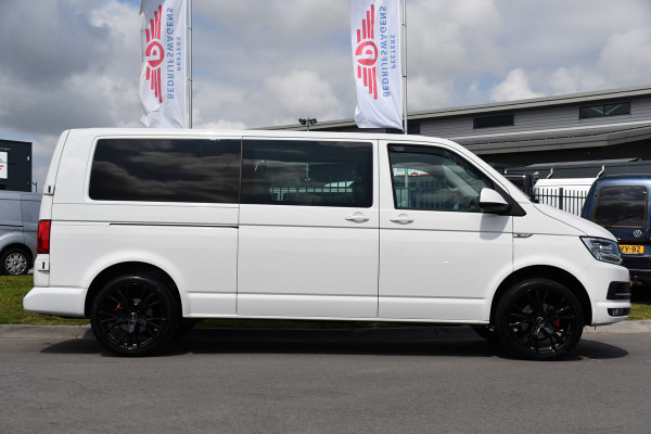 Volkswagen Transporter 2.0 TDI L2H1 DC Highline Adaptieve Cruise, Camera, Carplay, NAVI, Automaat, Trekhaak, LED, 150pk, Uniek!