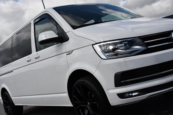 Volkswagen Transporter 2.0 TDI L2H1 DC Highline Adaptieve Cruise, Camera, Carplay, NAVI, Automaat, Trekhaak, LED, 150pk, Uniek!