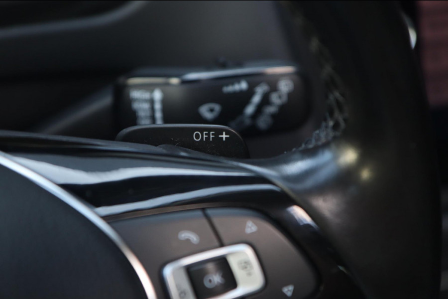 Volkswagen Tiguan 2.0 TSI 4Motion R-Line / PANODAK / HUD / VIRTUAL / DODEHOEK / CAMERA / CARPLAY / LPG