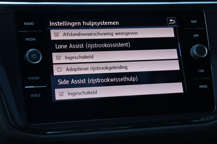 Volkswagen Tiguan 2.0 TSI 4Motion R-Line / PANODAK / HUD / VIRTUAL / DODEHOEK / CAMERA / CARPLAY / LPG