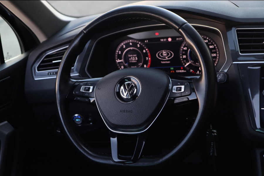 Volkswagen Tiguan 2.0 TSI 4Motion R-Line / PANODAK / HUD / VIRTUAL / DODEHOEK / CAMERA / CARPLAY / LPG