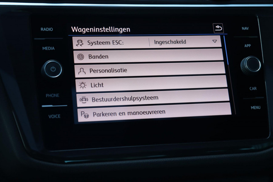 Volkswagen Tiguan 2.0 TSI 4Motion R-Line / PANODAK / HUD / VIRTUAL / DODEHOEK / CAMERA / CARPLAY / LPG