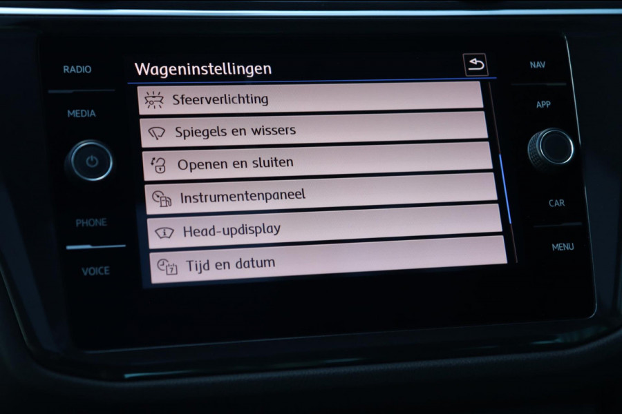 Volkswagen Tiguan 2.0 TSI 4Motion R-Line / PANODAK / HUD / VIRTUAL / DODEHOEK / CAMERA / CARPLAY / LPG