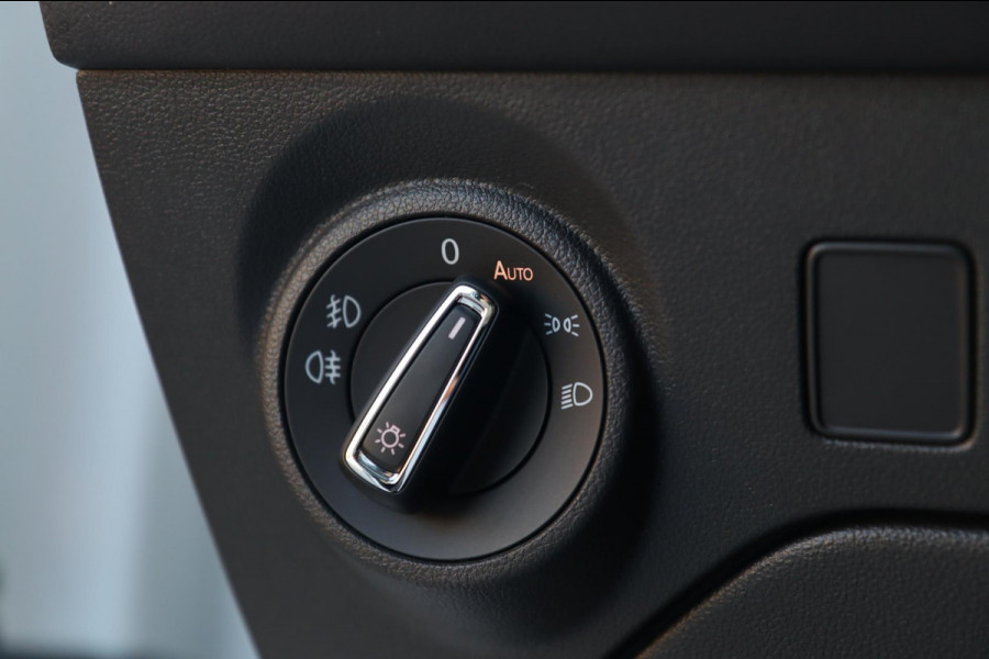 Seat León ST 1.5 TSI FR / PANODAK / VIRTUAL / KEYLESS / ACC / CAMERA