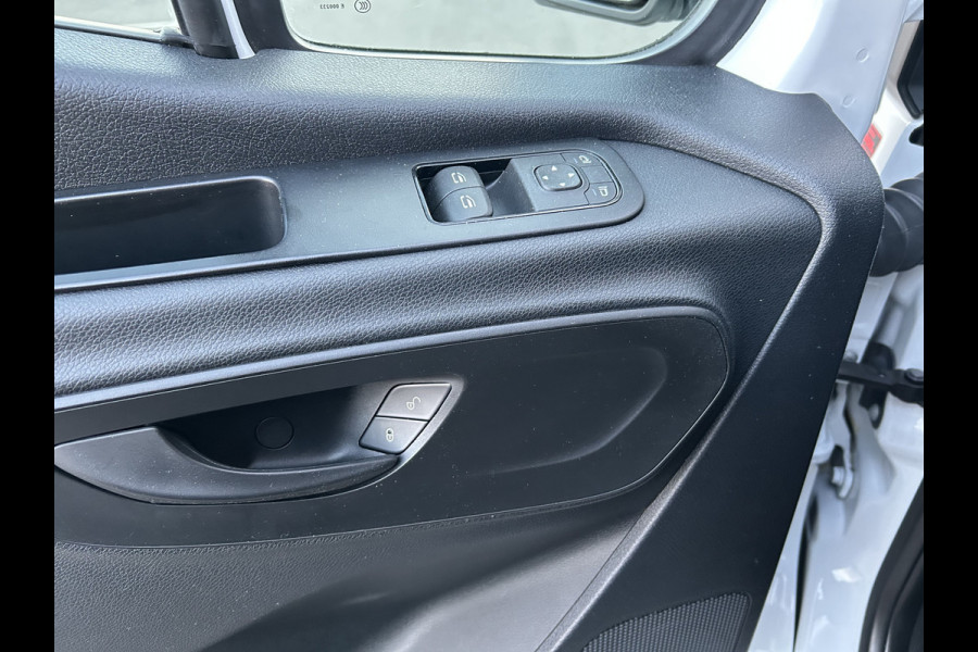 Mercedes-Benz Sprinter 317 CDI L2 H2 Trekhaak / MBUX / Navigatie / Camera / Cruise control / Airco / 270 Graden achterdeuren