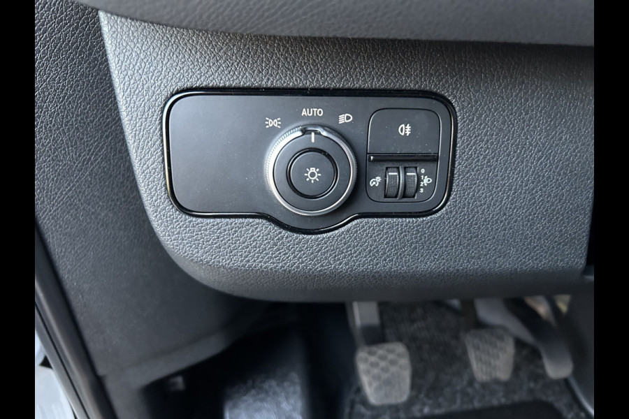 Mercedes-Benz Sprinter 317 CDI L2 H2 Trekhaak / MBUX / Navigatie / Camera / Cruise control / Airco / 270 Graden achterdeuren