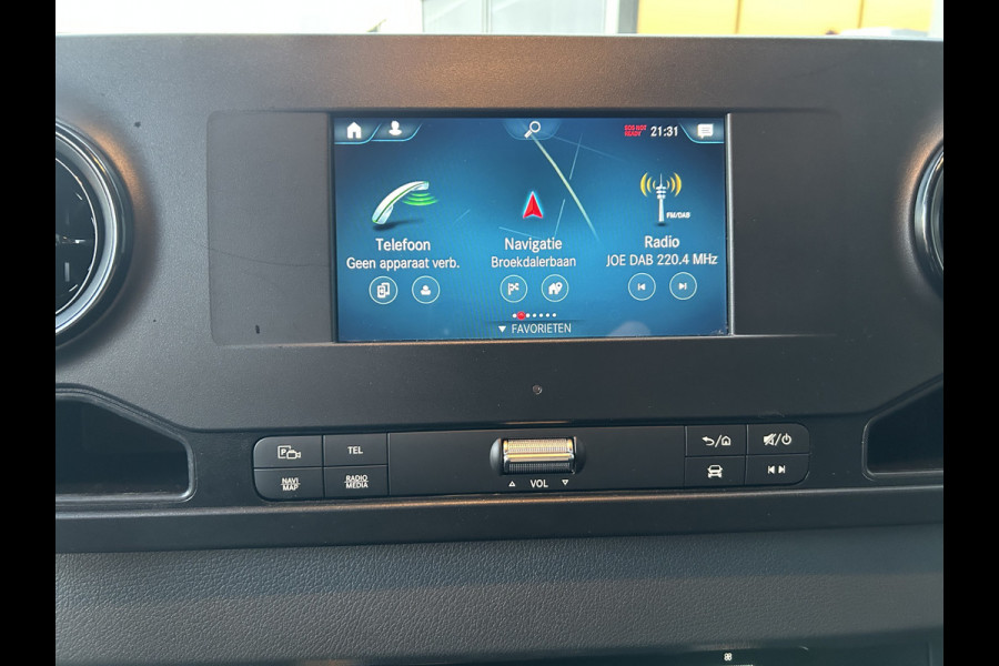 Mercedes-Benz Sprinter 317 CDI L2 H2 Trekhaak / MBUX / Navigatie / Camera / Cruise control / Airco / 270 Graden achterdeuren