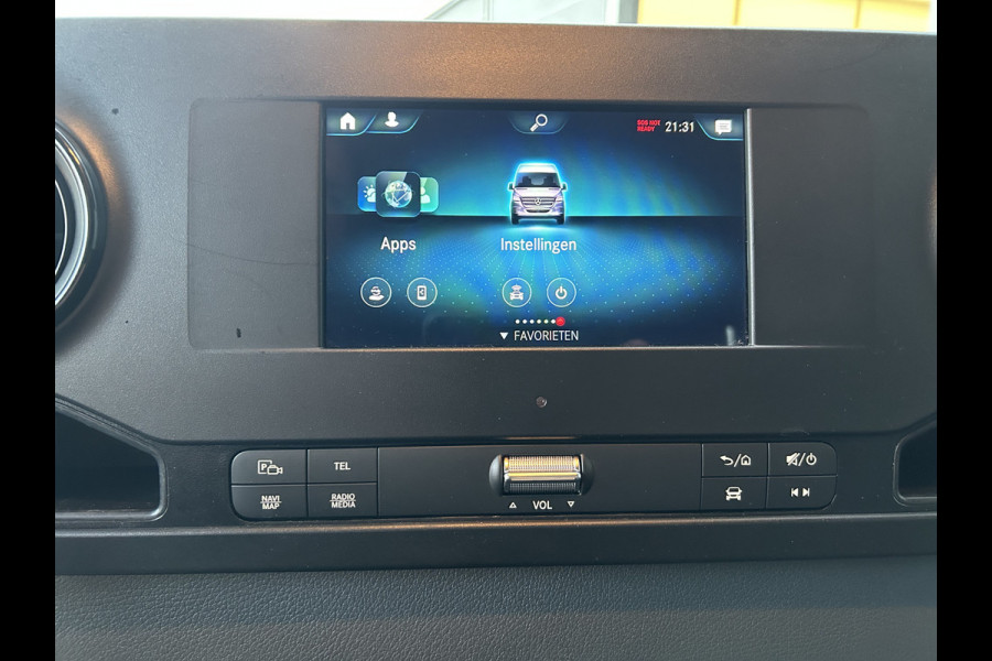 Mercedes-Benz Sprinter 317 CDI L2 H2 Trekhaak / MBUX / Navigatie / Camera / Cruise control / Airco / 270 Graden achterdeuren