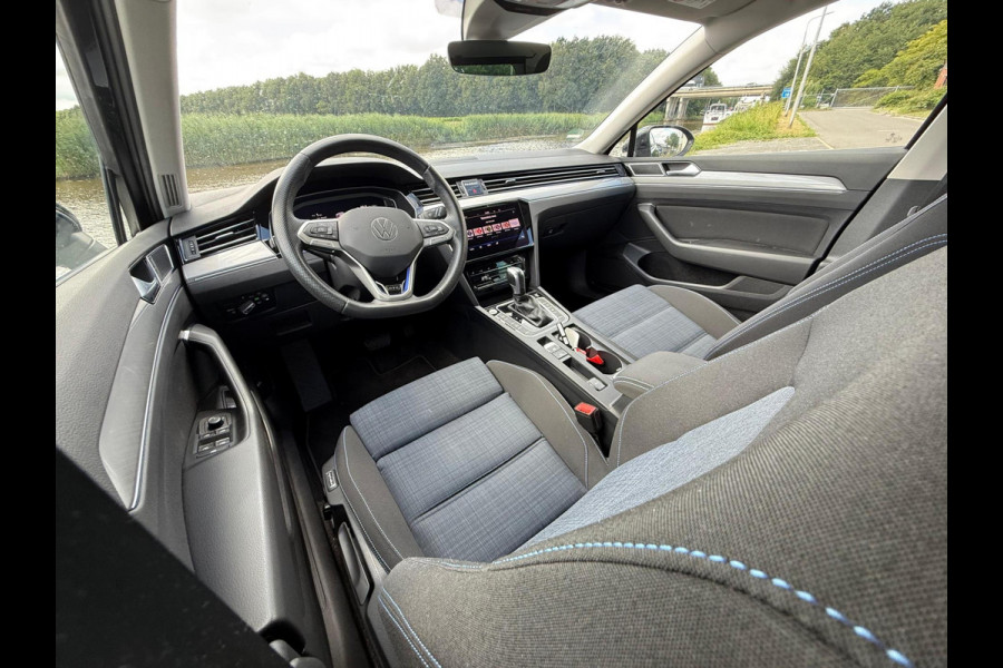 Volkswagen Passat Variant 1.4 TSI PHEV GTE Business / trekhaak / HUD / LED / NAVI / VIRTUELL / pracht auto