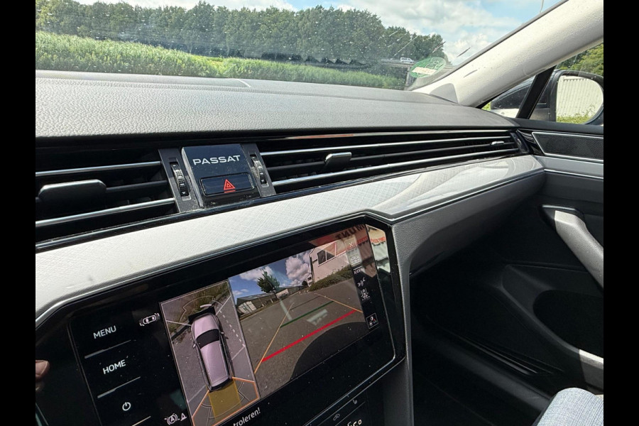 Volkswagen Passat Variant 1.4 TSI PHEV GTE Business / trekhaak / HUD / LED / NAVI / VIRTUELL / pracht auto
