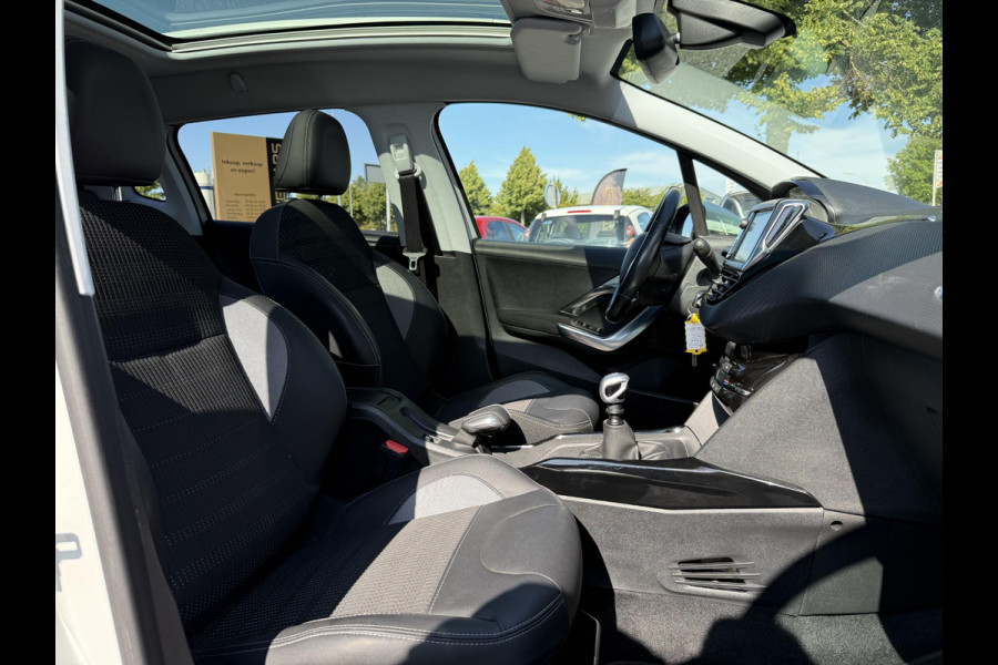 Peugeot 2008 1.2 PureTech Allure 2e Eigenaar,Pano,6 Bak,131pk,Navi,Camera,Clima,Cruise,Dealer Onderhouden,Pdc,Lm velgen,Apk tot 10-2026