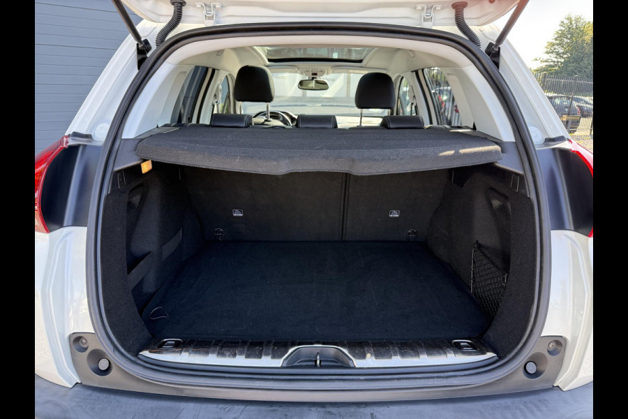 Peugeot 2008 1.2 PureTech Allure 2e Eigenaar,Pano,6 Bak,131pk,Navi,Camera,Clima,Cruise,Dealer Onderhouden,Pdc,Lm velgen,Apk tot 10-2026