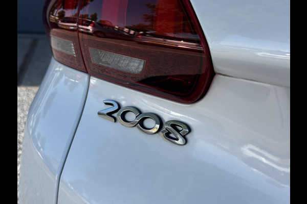 Peugeot 2008 1.2 PureTech Allure 2e Eigenaar,Pano,6 Bak,131pk,Navi,Camera,Clima,Cruise,Dealer Onderhouden,Pdc,Lm velgen,Apk tot 10-2026