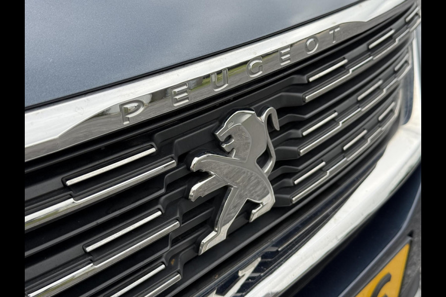 Peugeot 5008 1.2 PureTech Allure 7 persoons,Automaat,2e Eigenaar,Trekhaak,360 Camera,131pk,Navi,Clima,Cruise,Lm velgen,Extra winterset,Pdc V+A,Riem Recent verv,Halfleder,Nieuwe Apk bij Aflevering