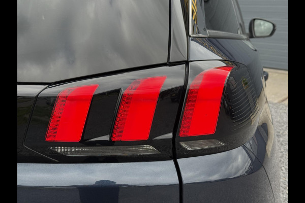 Peugeot 5008 1.2 PureTech Allure 7 persoons,Automaat,2e Eigenaar,Trekhaak,360 Camera,131pk,Navi,Clima,Cruise,Lm velgen,Extra winterset,Pdc V+A,Riem Recent verv,Halfleder,Nieuwe Apk bij Aflevering