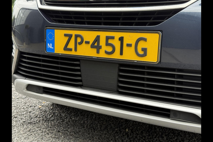 Peugeot 5008 1.2 PureTech Allure 7 persoons,Automaat,2e Eigenaar,Trekhaak,360 Camera,131pk,Navi,Clima,Cruise,Lm velgen,Extra winterset,Pdc V+A,Riem Recent verv,Halfleder,Nieuwe Apk bij Aflevering