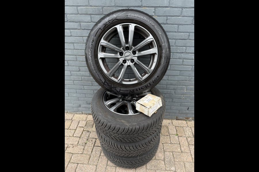 Peugeot 5008 1.2 PureTech Allure 7 persoons,Automaat,2e Eigenaar,Trekhaak,360 Camera,131pk,Navi,Clima,Cruise,Lm velgen,Extra winterset,Pdc V+A,Riem Recent verv,Halfleder,Nieuwe Apk bij Aflevering