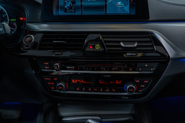 BMW 5 Serie Touring 530i High Executive PANO|LEER|360º CAM|DEALER ONDERHOUDEN|
