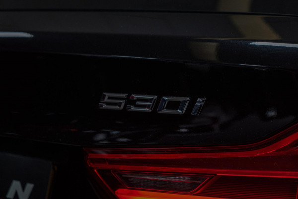 BMW 5 Serie Touring 530i High Executive PANO|LEER|360º CAM|DEALER ONDERHOUDEN|