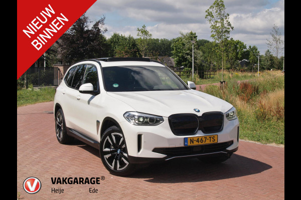 BMW iX3 Executive 80 kWh | Panoramadak | NL-Auto | Camera |
