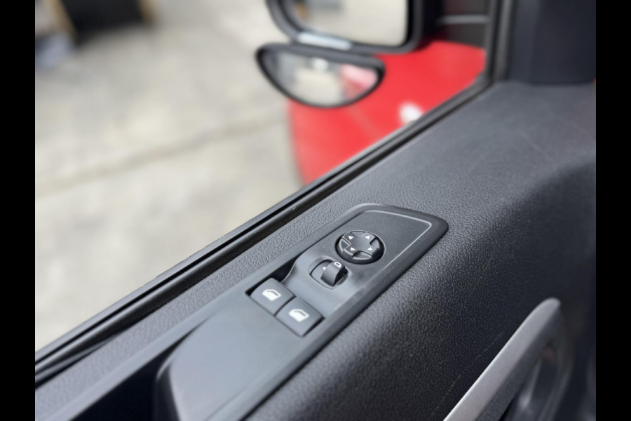 Toyota ProAce Worker 2.0 D-4D Live DC DUBBEL CABINE / AIRCO / CRUISE CONTROLE / NAVI / EURO 6