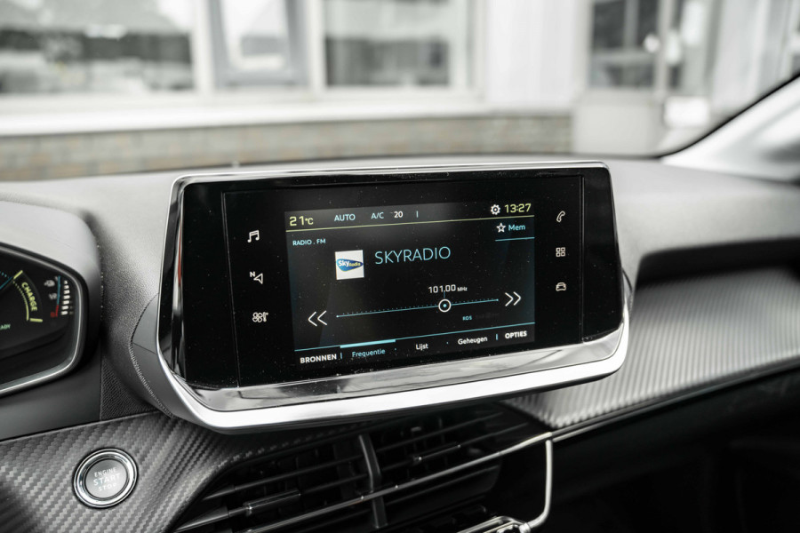 Peugeot e-208 EV Allure 50 kWh