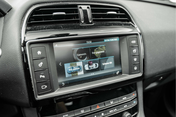 Jaguar F-Pace 2.0 Portfolio AWD 20d | Panoramadak