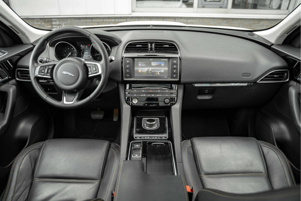 Jaguar F-Pace 2.0 Portfolio AWD 20d | Panoramadak