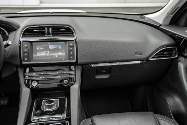 Jaguar F-Pace 2.0 Portfolio AWD 20d | Panoramadak