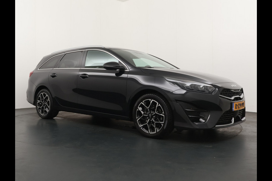 Kia Ceed Sportswagon AUTOMAAT 1.5 T-GDi GT-Line - Panoramadak - Stoel en stuurwielverwarming - Apple CarPlay/Android Auto - Navigatie - Elektrische Achterklep - Fabrieksgarantie tot 11-2029