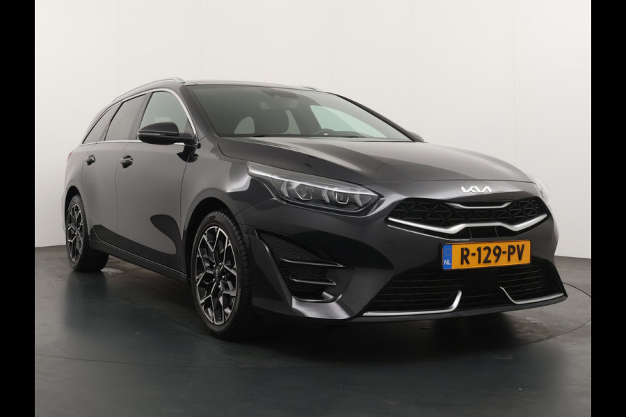 Kia Ceed Sportswagon AUTOMAAT 1.5 T-GDi GT-Line - Panoramadak - Stoel en stuurwielverwarming - Apple CarPlay/Android Auto - Navigatie - Elektrische Achterklep - Fabrieksgarantie tot 11-2029