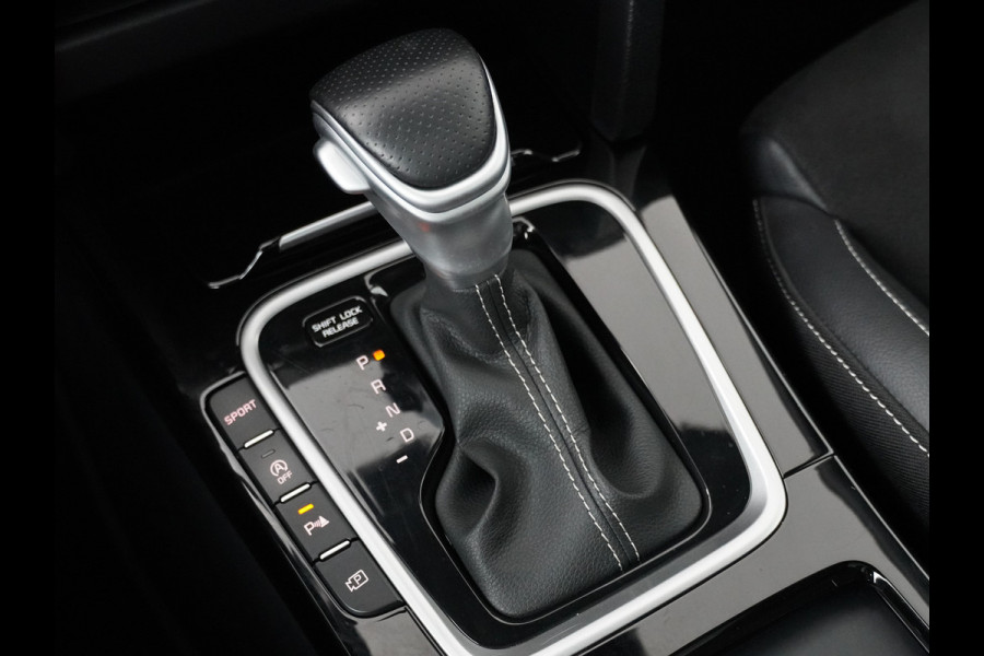 Kia Ceed Sportswagon AUTOMAAT 1.5 T-GDi GT-Line - Panoramadak - Stoel en stuurwielverwarming - Apple CarPlay/Android Auto - Navigatie - Elektrische Achterklep - Fabrieksgarantie tot 11-2029