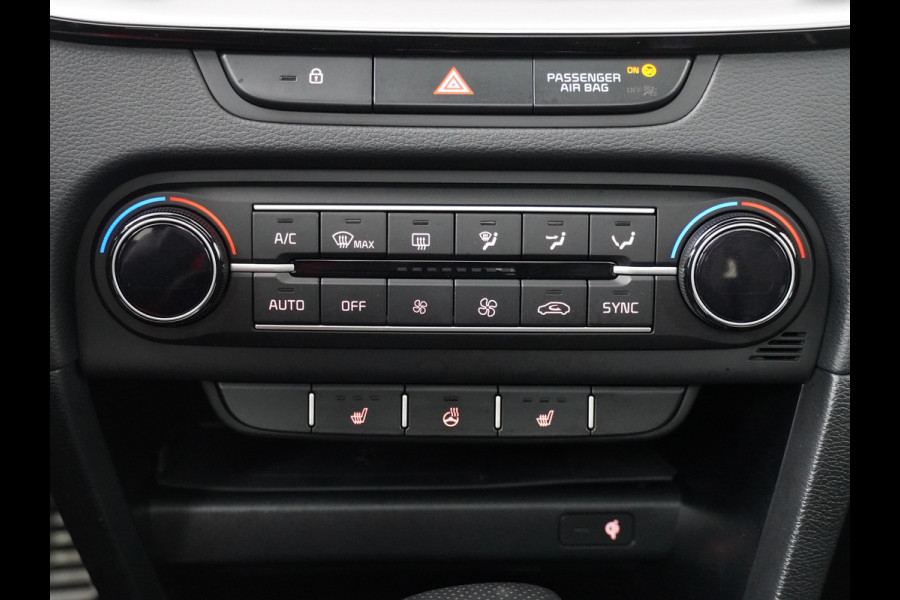 Kia Ceed Sportswagon AUTOMAAT 1.5 T-GDi GT-Line - Panoramadak - Stoel en stuurwielverwarming - Apple CarPlay/Android Auto - Navigatie - Elektrische Achterklep - Fabrieksgarantie tot 11-2029