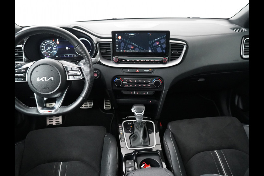 Kia Ceed Sportswagon AUTOMAAT 1.5 T-GDi GT-Line - Panoramadak - Stoel en stuurwielverwarming - Apple CarPlay/Android Auto - Navigatie - Elektrische Achterklep - Fabrieksgarantie tot 11-2029