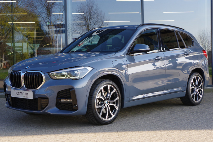 BMW X1 xDrive25e 220 PK M-Sport High Executive PHEV, Leder, Head-Up, Camera, H/K Sound, Memory, LED