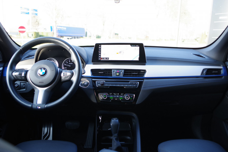 BMW X1 xDrive25e 220 PK M-Sport High Executive PHEV, Leder, Head-Up, Camera, H/K Sound, Memory, LED