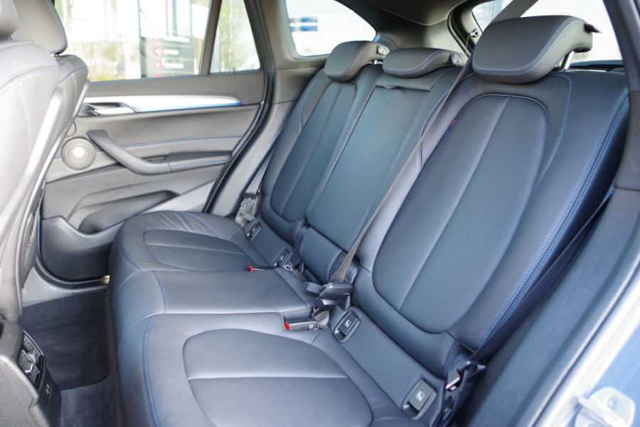 BMW X1 xDrive25e 220 PK M-Sport High Executive PHEV, Leder, Head-Up, Camera, H/K Sound, Memory, LED