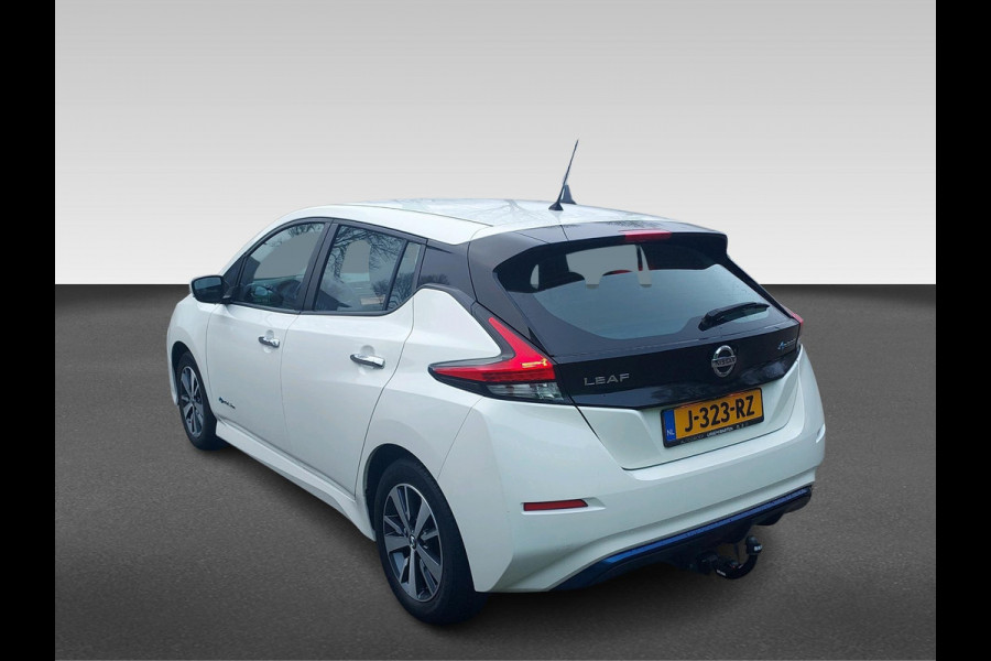 Nissan Leaf Acenta 40 kWh met trekhaakkogel (voor fietsendrager)