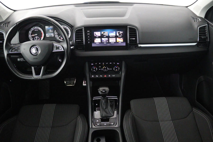 Škoda Karoq 1.5 TSI ACT Style Business (TREKHAAK, STOELVERWARMING, ACHTERUITRIJCAMERA, NAVIGATIE, ELEKTR STOELEN)