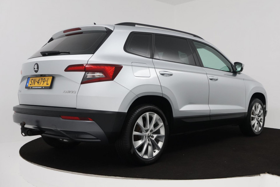 Škoda Karoq 1.5 TSI ACT Style Business (TREKHAAK, STOELVERWARMING, ACHTERUITRIJCAMERA, NAVIGATIE, ELEKTR STOELEN)