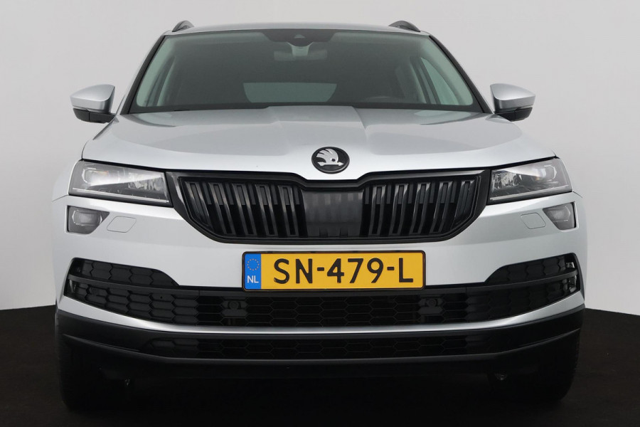 Škoda Karoq 1.5 TSI ACT Style Business (TREKHAAK, STOELVERWARMING, ACHTERUITRIJCAMERA, NAVIGATIE, ELEKTR STOELEN)