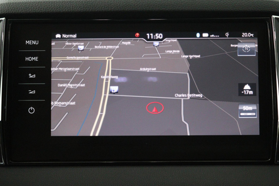 Škoda Karoq 1.5 TSI ACT Style Business (TREKHAAK, STOELVERWARMING, ACHTERUITRIJCAMERA, NAVIGATIE, ELEKTR STOELEN)
