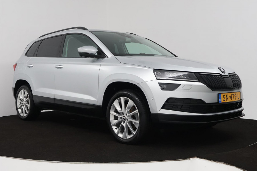 Škoda Karoq 1.5 TSI ACT Style Business (TREKHAAK, STOELVERWARMING, ACHTERUITRIJCAMERA, NAVIGATIE, ELEKTR STOELEN)