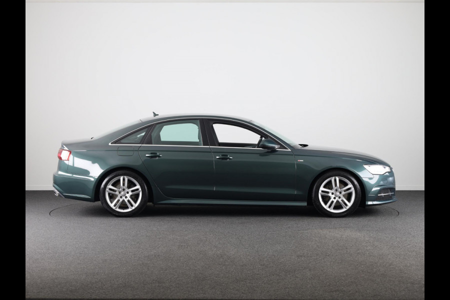 Audi A6 Limousine 1.8 TFSI ultra Lease Edition 190pk Automaat | Navigatie | 18 inch lichtmetalen velgen | Led koplampen | Parkeersensoren voor en achter