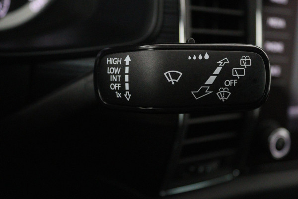 Škoda Kodiaq 1.5 TSI Business Edition 7p (ACHTERUITRIJCAMERA, STUUR/STOEL VERWARMING, CRUISE, CRUISE ADAPTIEF, GOED ONDERHOUDEN)