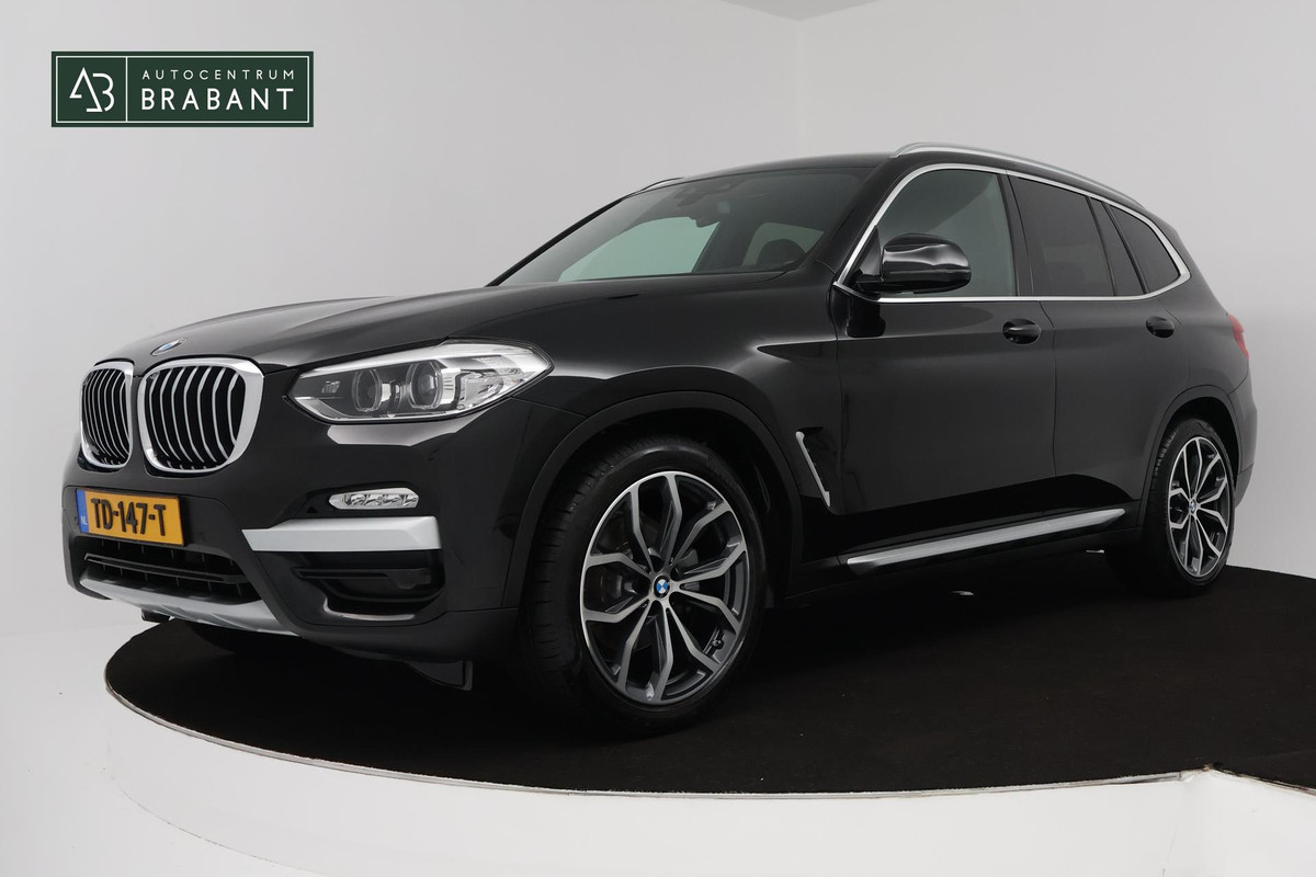 BMW X3 XDrive20i High Executive (STOELVERWARMING, SFEERVERLICHTING, HEAD-UP, CRUISE CONTROL, PARKEERSENSOREN, DEALER ONDERHOUDEN) BMW X3 XDrive20i High Executive (STOELVERWARMING, SFEERVERLICHTING, HEAD-UP, CRUISE CONTROL, PARKEERSENSOREN, DEALER ONDERHOUDEN)