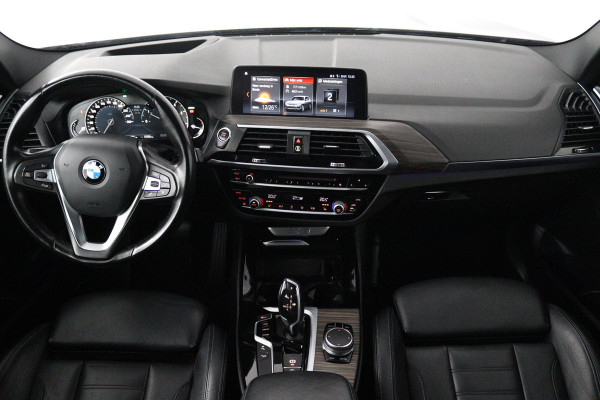 BMW X3 XDrive20i High Executive (STOELVERWARMING, SFEERVERLICHTING, HEAD-UP, CRUISE CONTROL, PARKEERSENSOREN, DEALER ONDERHOUDEN)