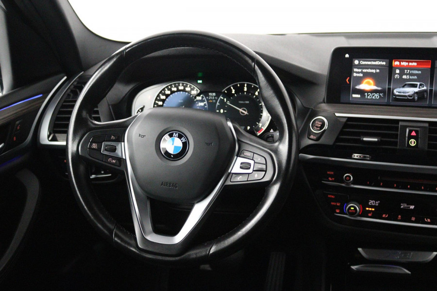 BMW X3 XDrive20i High Executive (STOELVERWARMING, SFEERVERLICHTING, HEAD-UP, CRUISE CONTROL, PARKEERSENSOREN, DEALER ONDERHOUDEN)