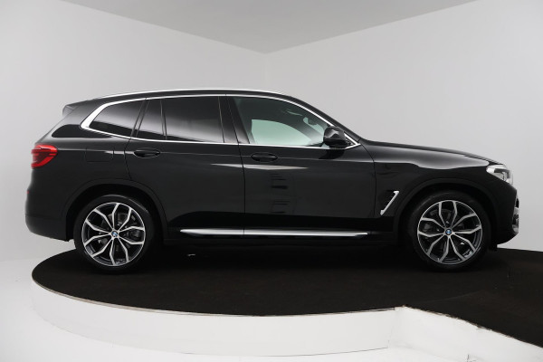 BMW X3 XDrive20i High Executive (STOELVERWARMING, SFEERVERLICHTING, HEAD-UP, CRUISE CONTROL, PARKEERSENSOREN, DEALER ONDERHOUDEN)