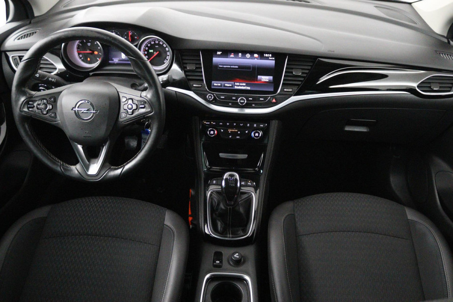 Opel Astra Sports Tourer 1.4 Innovation (PARKEERSENSOREN, TREKHAAK, CAMERA, STOELVERWARMING, CRUISE CONTROL)